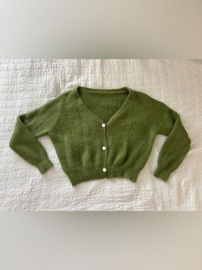 SHEIN Olive Green V-Neck Cropped Button Cardigan